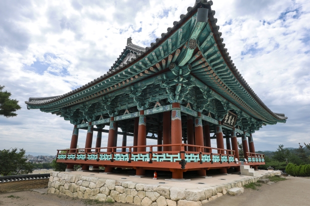 금장대, 역사·절경 품은 도심 전망 명소로 주목